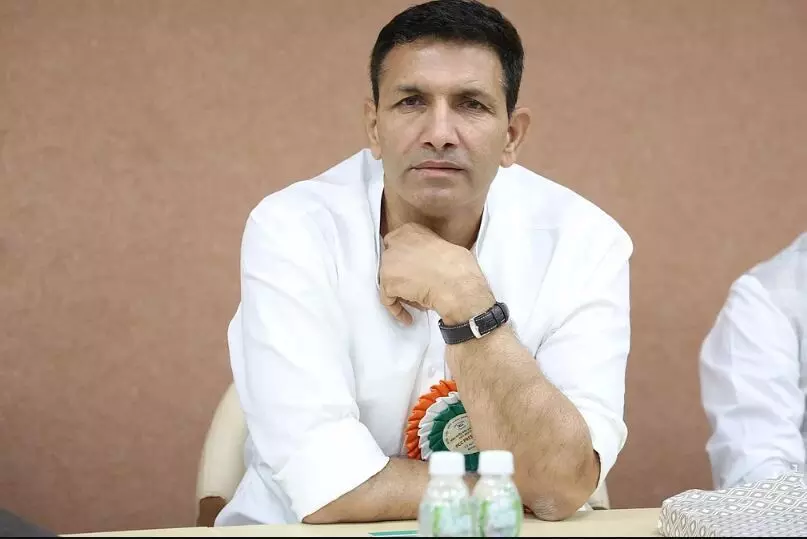 दतिया उप-चुनाव के लिए प्रदेश कांग्रेस पूरी ताकत के साथ तैयार- कांग्रेस नेता जीतू पटवारी दतिया उप-चुनाव के लिए प्रदेश कांग्रेस पूरी ताकत के साथ तैयार- कांग्रेस नेता जीतू पटवारी