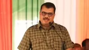 आदिवासी महिला की मौत पर नेता प्रतिपक्ष ने उप मुख्यमंत्री शुक्ल को घेरा आदिवासी महिला की मौत पर नेता प्रतिपक्ष ने उप मुख्यमंत्री शुक्ल को घेरा