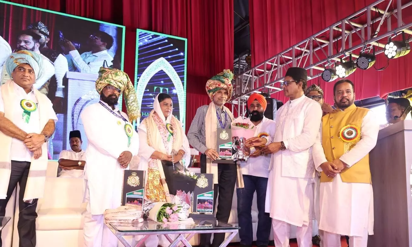 हज़रत ताजुद्दीन बाबा का 104वां उर्स शुरू, परचमकुशाई की रस्म के साथ हुआ आगाज़ हज़रत ताजुद्दीन बाबा का 104वां उर्स शुरू, परचमकुशाई की रस्म के साथ हुआ आगाज़
