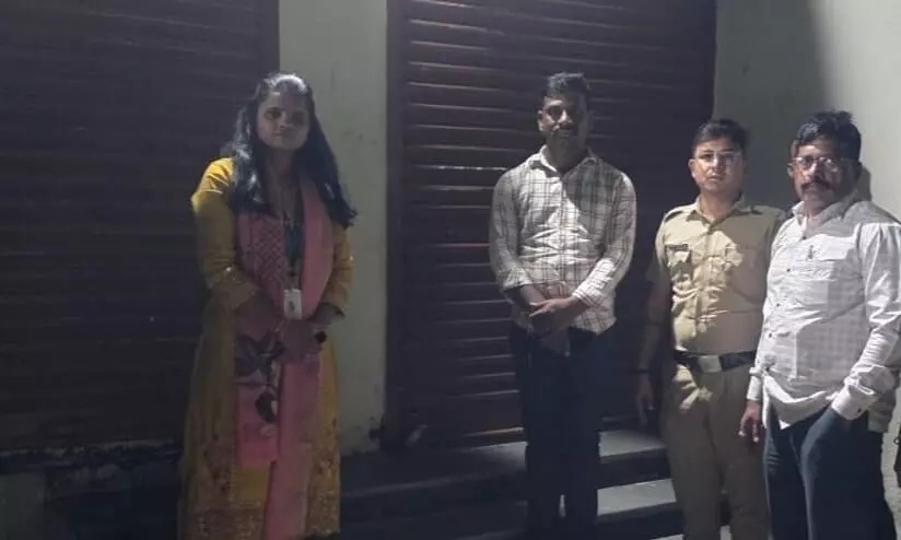 मिलावट का बड़ा भंडाफोड़, 14 सौ किलो केमिकल पाउडर जब्त, साढ़े 7 हजार लीटर संदिग्ध दूध नष्ट मिलावट का बड़ा भंडाफोड़, 14 सौ किलो केमिकल पाउडर जब्त, साढ़े 7 हजार लीटर संदिग्ध दूध नष्ट