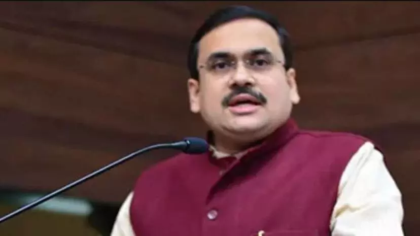 TMC सांसद के एक पोस्ट पर भाजपा नेता ने साधा निशाना, उनकी सरकार की पहचान जंगल राज TMC सांसद के एक पोस्ट पर भाजपा नेता ने साधा निशाना, उनकी सरकार की पहचान जंगल राज