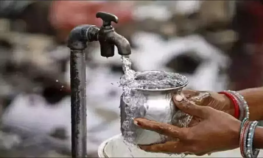 ग्रामों में गरीबों के पेयजल आपूर्ति के बिल माफ होंगे ग्रामों में गरीबों के पेयजल आपूर्ति के बिल माफ होंगे