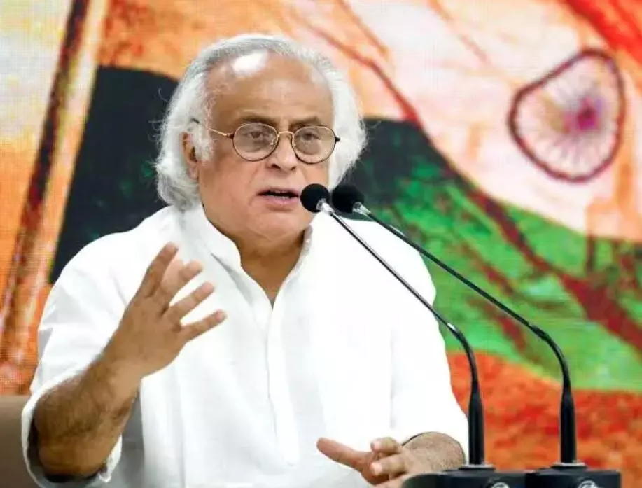 VB-G RAM G योजना को लेकर सत्तापक्ष और विपक्ष के बीच मचा घमासान, जयराम रमेश ने केंद्र सरकार पर साधा निशाना VB-G RAM G योजना को लेकर सत्तापक्ष और विपक्ष के बीच मचा घमासान, जयराम रमेश ने केंद्र सरकार पर साधा निशाना