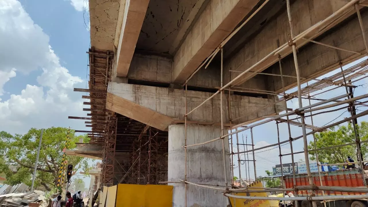 ब्लॉक की रेलवे से मिली हरीझण्डी, गर्डर लॉन्चिंग जल्द ब्लॉक की रेलवे से मिली हरीझण्डी, गर्डर लॉन्चिंग जल्द