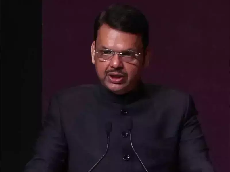 फडणवीस ने कहा - राज्य के प्रत्येक एसटी बस डिपो के लिए बनाया जाए अलग विकास मॉडल