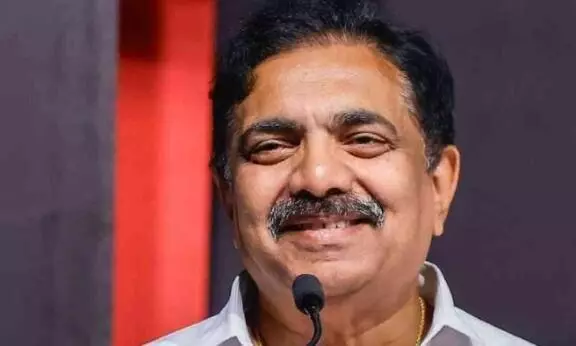 फडणवीस से शरद गुट के नेता जयंत पाटील की बंद कमरे में लंबी बैठक, महाराष्ट्र में नए सियासी समीकरणों की चर्चा तेज