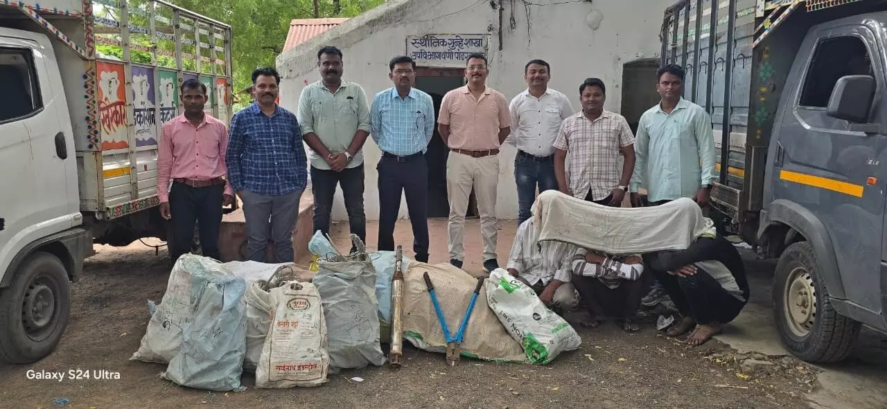 यवतमाल में बिजली तार और मोटर चोरी करने वाला गिरोह बेनकाब यवतमाल में बिजली तार और मोटर चोरी करने वाला गिरोह बेनकाब