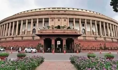 परिसीमन बिल को शरद पवार गुट का रुख? अटकलों के बीच शिंदे का बड़ा बयान, कहा- विपक्ष को देना होगा समर्थन परिसीमन बिल को शरद पवार गुट का रुख? अटकलों के बीच शिंदे का बड़ा बयान, कहा- विपक्ष को देना होगा समर्थन