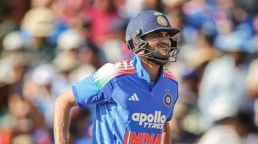 सीरीज के दूसरे मुकाबले में शुभमन गिल नहीं खेले तो कौन करेगा कप्तानी? यह दिग्गज खिलाड़ी कर सकता है टीम का नेतृत्व