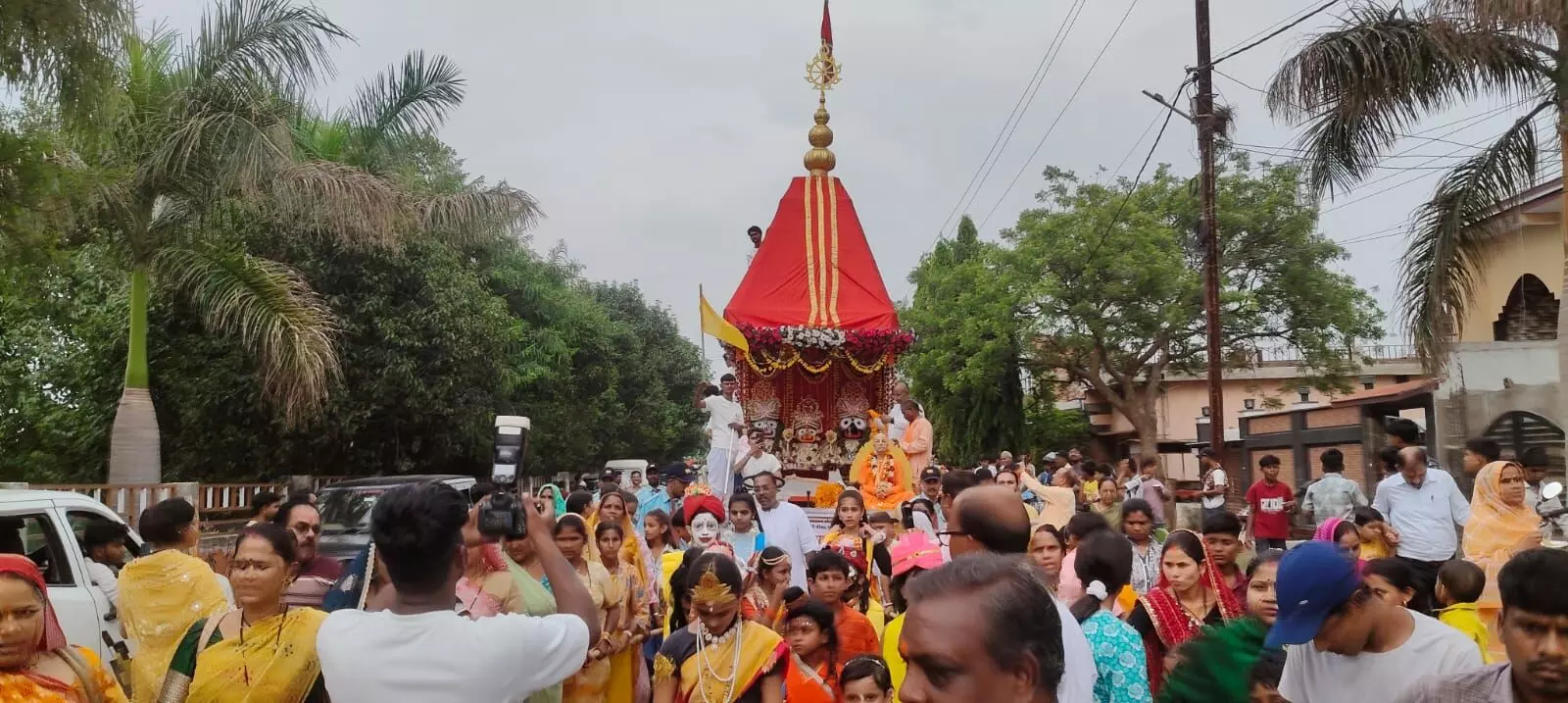 अनूपपुर में श्रद्धा और उल्लास के साथ निकली भगवान जगन्नाथ की रथयात्रा