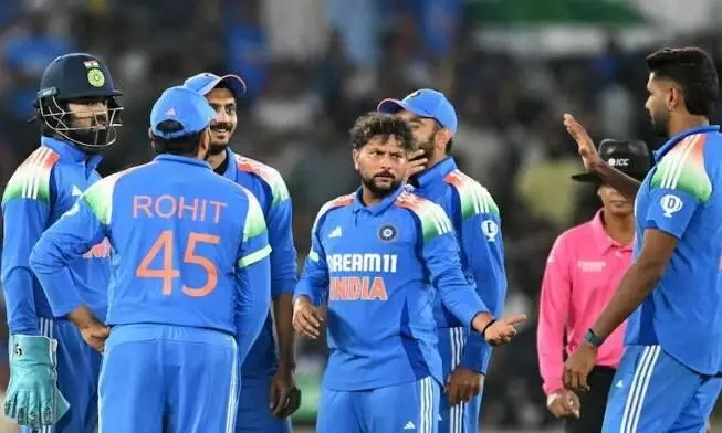 सीरीज के निर्णायक मुकाबले से पहले इंडिया को लगा बड़ा झटका, यह खूंखार ऑलराउंडर खिलाड़ी टीम से बाहर सीरीज के निर्णायक मुकाबले से पहले इंडिया को लगा बड़ा झटका, यह खूंखार ऑलराउंडर खिलाड़ी टीम से बाहर