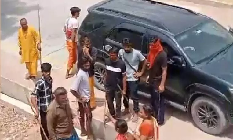छतरपुर में धर्म की आड़ में भूमाफिया का साम्राज्य, सत्ता दे रही संरक्षण - समाजवादी पार्टी छतरपुर में धर्म की आड़ में भूमाफिया का साम्राज्य, सत्ता दे रही संरक्षण - समाजवादी पार्टी