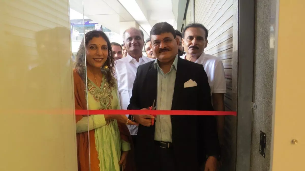 सखिया स्किन क्लिनिक ने सूरत के जहांगीरपुरा में अपनी 42वीं क्लिनिक की शानदार ओपनिंग के साथ एक नया मुकाम हासिल किया सखिया स्किन क्लिनिक ने सूरत के जहांगीरपुरा में अपनी 42वीं क्लिनिक की शानदार ओपनिंग के साथ एक नया मुकाम हासिल किया