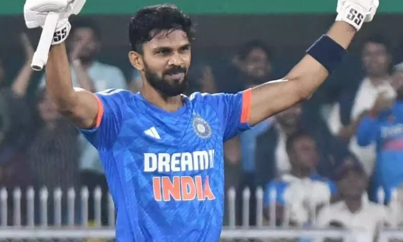 दिलीप ट्रॉफी वेस्ट जोन टीम का हुआ एलान, यह खिलाड़ी करेगा टीम की कप्तानी, जाने कब से शुरू हो रहा टूर्नामेंट? दिलीप ट्रॉफी वेस्ट जोन टीम का हुआ एलान, यह खिलाड़ी करेगा टीम की कप्तानी, जाने कब से शुरू हो रहा टूर्नामेंट?