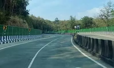 भोपाल हाईवे: कीचड़ से होकर निकल रहा राजधानी का रास्ता, शहपुरा के डायवर्सन प्वाॅइंट पर ही बदहाली भोपाल हाईवे: कीचड़ से होकर निकल रहा राजधानी का रास्ता, शहपुरा के डायवर्सन प्वाॅइंट पर ही बदहाली
