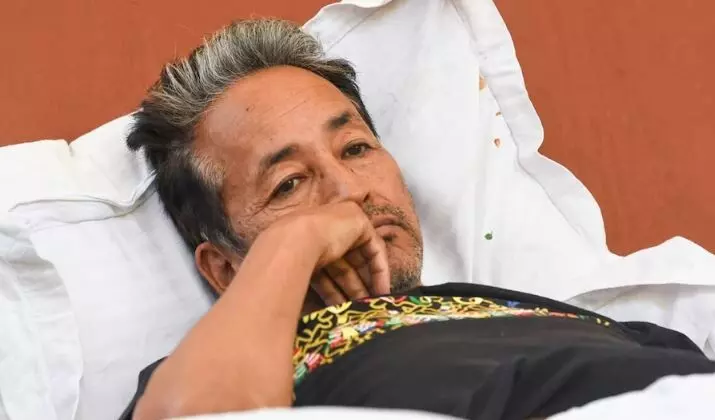 मैं जीना चाहता हूं, सशर्त अनशन खत्म करने को तैयार सोनम वांगचुक, सरकार को लिखा पत्र मैं जीना चाहता हूं, सशर्त अनशन खत्म करने को तैयार सोनम वांगचुक, सरकार को लिखा पत्र
