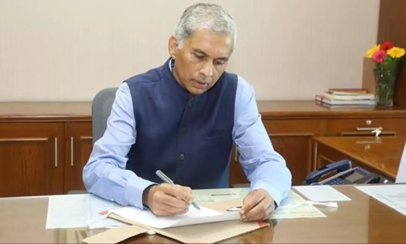 अनुराग जैन को बनाया केंद्र में नीति आयोग का CEO, कार्यकाल खत्म होने से पहले सरकार ने सौंपी नई जिम्मेदारी अनुराग जैन को बनाया केंद्र में नीति आयोग का CEO, कार्यकाल खत्म होने से पहले सरकार ने सौंपी नई जिम्मेदारी