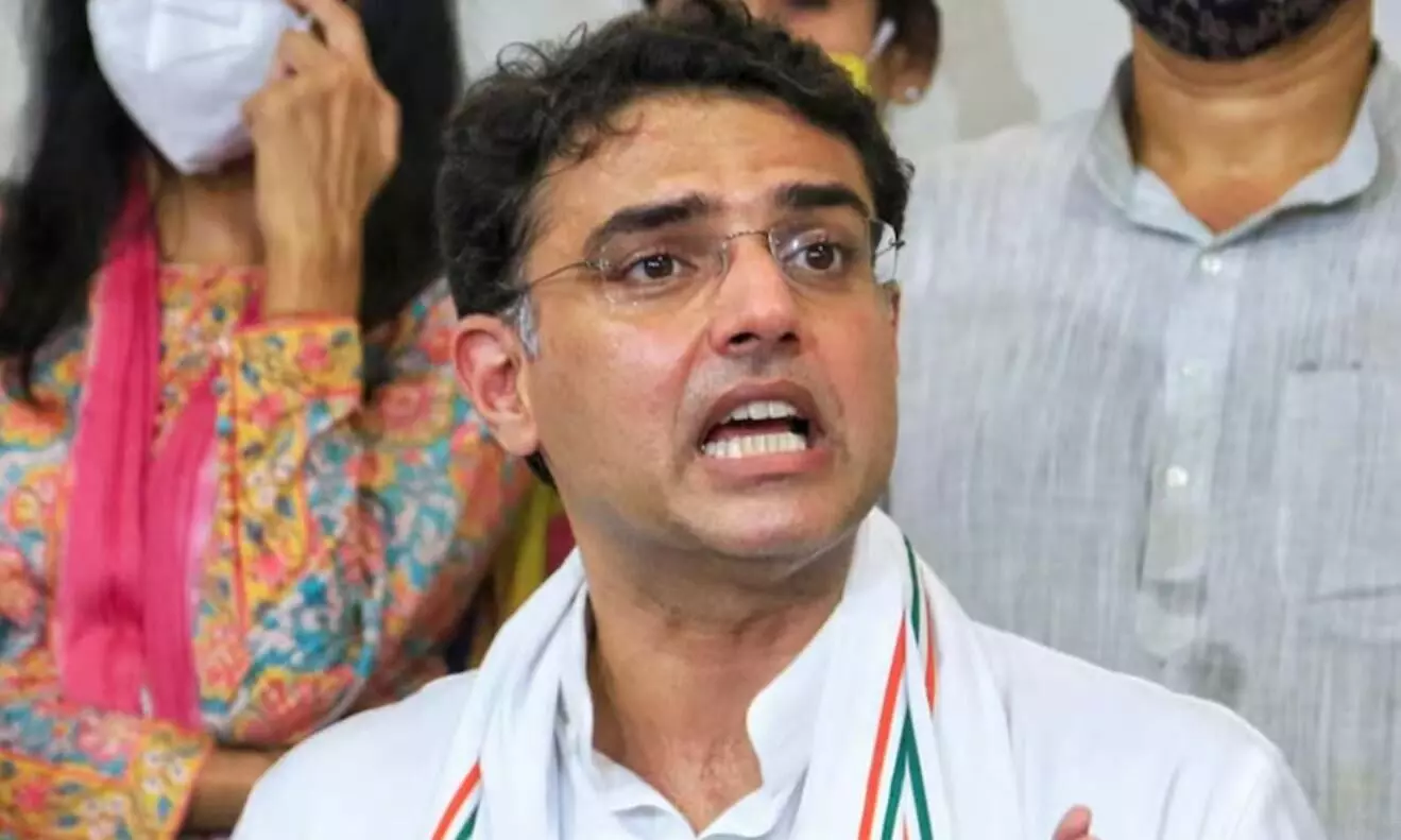 राहुल गांधी समेत कांग्रेस नेताओं को हिरासत में लिए जाने पर भड़के सचिन पायलट, छात्रों के प्रदर्शन पर क्या कहा? राहुल गांधी समेत कांग्रेस नेताओं को हिरासत में लिए जाने पर भड़के सचिन पायलट, छात्रों के प्रदर्शन पर क्या कहा?