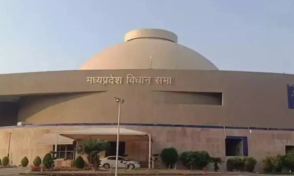 पांच दिन चलने वाला मानसून सत्र तीसरे दिन खत्म, विपक्ष ने किया जोरदार हंगामा