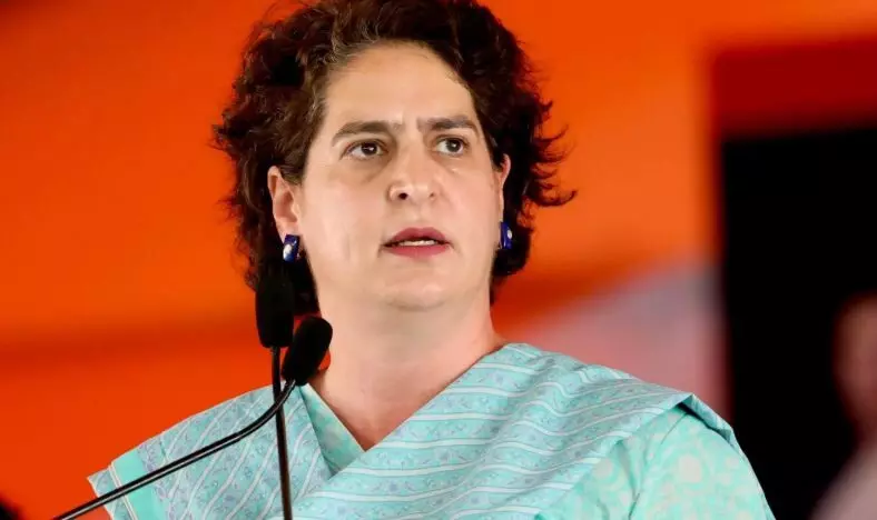 प्रियंका गांधी ने केंद्र सरकार पर फिर दागे सवाल, शिक्षा मंत्री-गृह मंत्री और PM के सामने रखी ये मांग