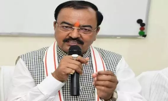कांग्रेस ने फास्ट ट्रैक गठन पर उठाए सवाल, तो भड़क गए बीजेपी नेता, कहा आंदोलन में घुसकर अराजकता फैला रहा विपक्ष कांग्रेस ने फास्ट ट्रैक गठन पर उठाए सवाल, तो भड़क गए बीजेपी नेता, कहा आंदोलन में घुसकर अराजकता फैला रहा विपक्ष