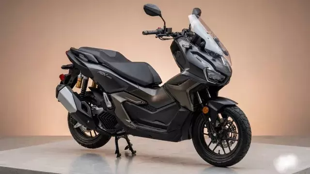 Honda ने पेश किया नया E85 ADV 160 स्कूटर, 85% एथेनॉल मिश्रित ईंधन पर भी दौड़ेगा ये मैक्सी-स्कूटर Honda ने पेश किया नया E85 ADV 160 स्कूटर, 85% एथेनॉल मिश्रित ईंधन पर भी दौड़ेगा ये मैक्सी-स्कूटर