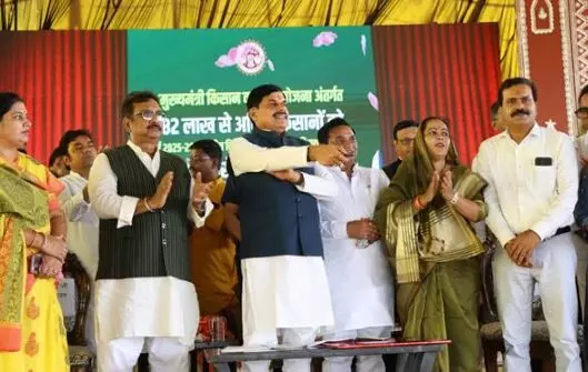 मुख्यमंत्री किसान कल्याण योजना में 82.70 लाख से अधिक किसानों को 3308 करोड़ रूपए अंतरित