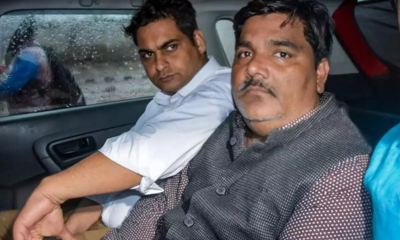 कड़कड़डुमा कोर्ट का फैसला, ताहिर हुसैन समेत 5 दोषियों को सुनाई उम्रकैद की सजा कड़कड़डुमा कोर्ट का फैसला, ताहिर हुसैन समेत 5 दोषियों को सुनाई उम्रकैद की सजा