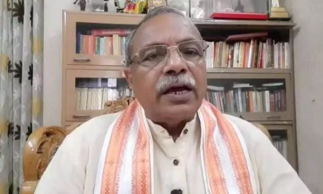 हमें भाषाई व संवैधानिक मर्यादाओं के दायरे से बाहर... विपक्ष के संत वेश धारण प्रदर्शन पर वीएचपी की तीखी प्रतिक्रिया हमें भाषाई व संवैधानिक मर्यादाओं के दायरे से बाहर... विपक्ष के संत वेश धारण प्रदर्शन पर वीएचपी की तीखी प्रतिक्रिया