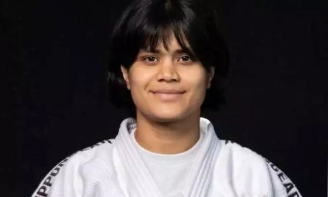 भारत ने जूडो में लगाई मेडल की हैट्रिक, अस्मिता और हर्ष के गोल्ड मेडल के बाद यामिनी ने जीता सिल्वर भारत ने जूडो में लगाई मेडल की हैट्रिक, अस्मिता और हर्ष के गोल्ड मेडल के बाद यामिनी ने जीता सिल्वर