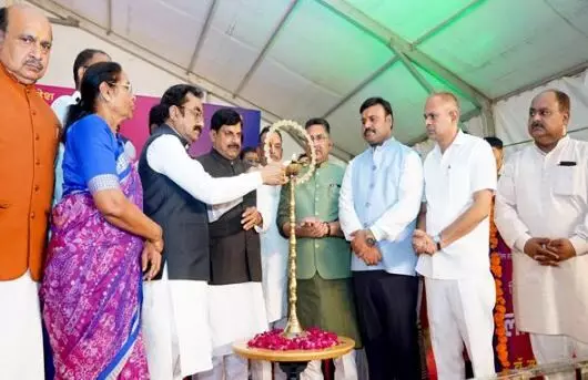 पुलिस प्रशासन सेवा, संवेदनशीलता और सुशासन के मंत्र के साथ करे काम - मुख्यमंत्री डॉ. यादव पुलिस प्रशासन सेवा, संवेदनशीलता और सुशासन के मंत्र के साथ करे काम - मुख्यमंत्री डॉ. यादव