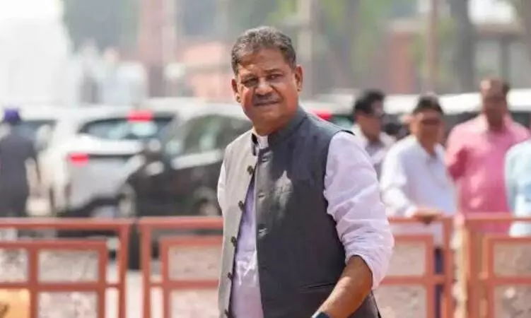 पप्पू यादव ने दिखाया डकैती..., संसद में चंदा चढ़ावा चोरी पर हो रहे बवाल के बीच कीर्ति आजाद का बड़ा बयान