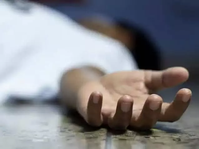 सोसाइटी में 15वीं मंजिल से कूदकर आईटी इंजीनियर ने की खुदकुशी सोसाइटी में 15वीं मंजिल से कूदकर आईटी इंजीनियर ने की खुदकुशी