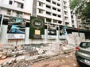 हरे-भरे हेरिटेज पेड़ों पर बिल्डर की नजर, पर्यावरण संरक्षण पर मंडराया खतरा हरे-भरे हेरिटेज पेड़ों पर बिल्डर की नजर, पर्यावरण संरक्षण पर मंडराया खतरा