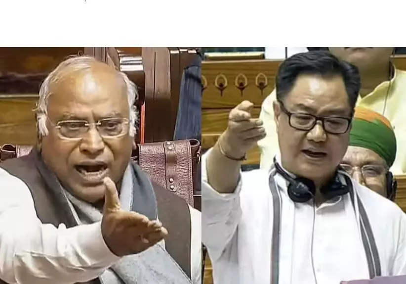 क्या आपमें हिम्मत है कि..., मल्लिकार्जुन खरगे ने राज्यसभा में किरेन रिजिजू को दी चुनौती क्या आपमें हिम्मत है कि..., मल्लिकार्जुन खरगे ने राज्यसभा में किरेन रिजिजू को दी चुनौती