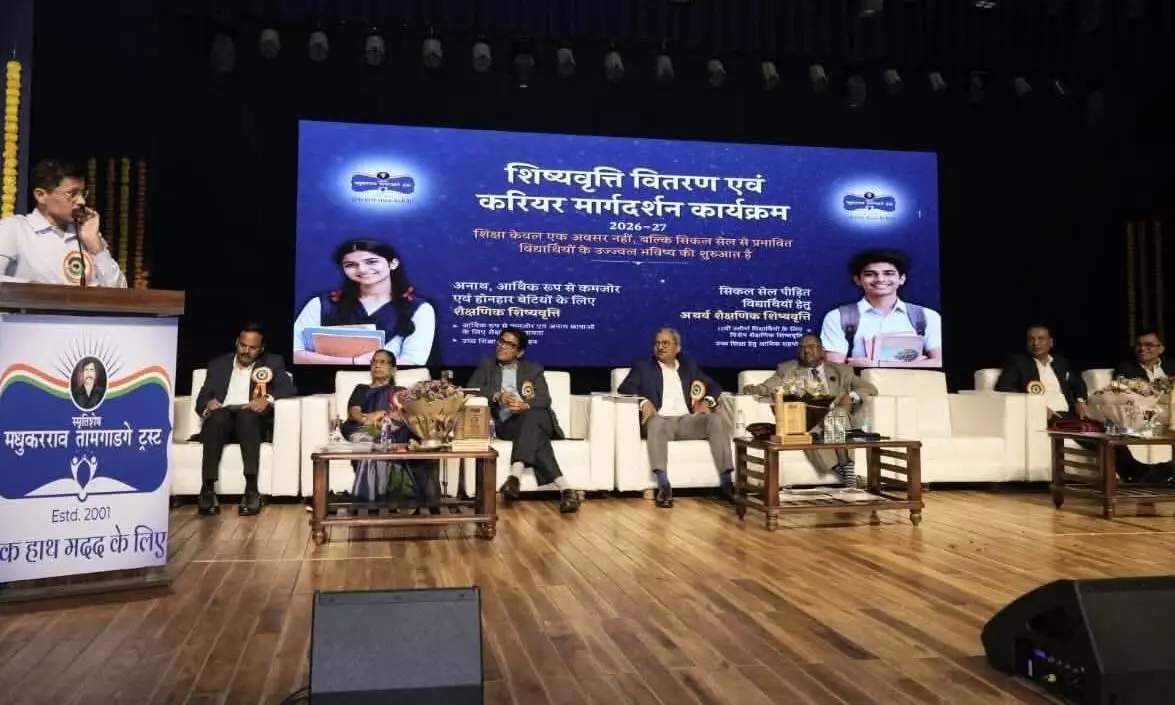 सावजी मटन विवाद पर तुकाराम मुंडे की सफाई, बोले- खाने से नहीं रोका, सिर्फ सेहत को लेकर किया था आगाह सावजी मटन विवाद पर तुकाराम मुंडे की सफाई, बोले- खाने से नहीं रोका, सिर्फ सेहत को लेकर किया था आगाह