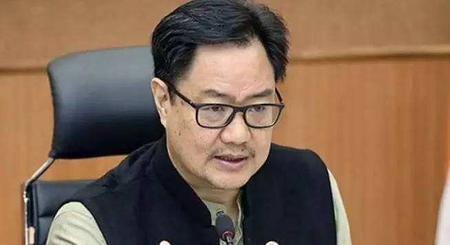 संसद में गतिरोध पर किरेन रिजिजू का विपक्ष पर हमला, बोले- वॉकआउट से कांग्रेस का ही नुकसान