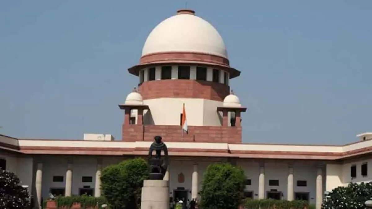 शिवसेना उद्धव गुट के 6 सांसदों का शिंदे गुट में विलय मामले में सुनवाई 2 सप्ताह के लिए टली शिवसेना उद्धव गुट के 6 सांसदों का शिंदे गुट में विलय मामले में सुनवाई 2 सप्ताह के लिए टली