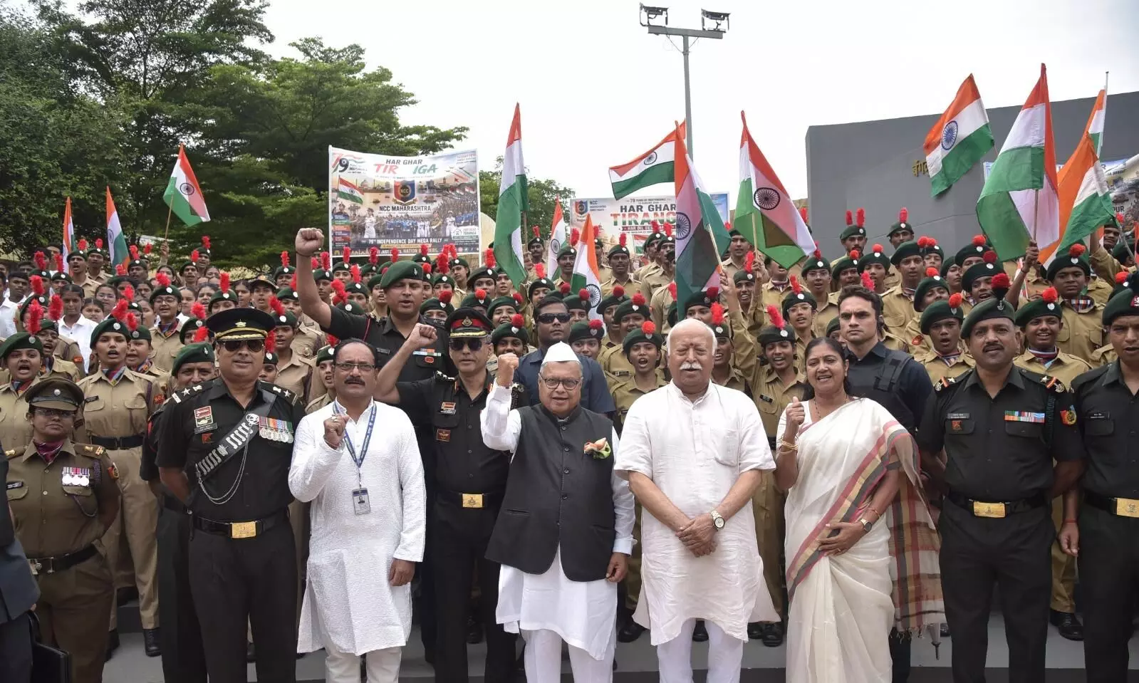 डॉ. भागवत ने कहा - डेमोक्रेटिक डिविडेंड के सही उपयोग से भारत बनेगा विश्वगुरु, युवा आबादी देश की सबसे बड़ी ताकत