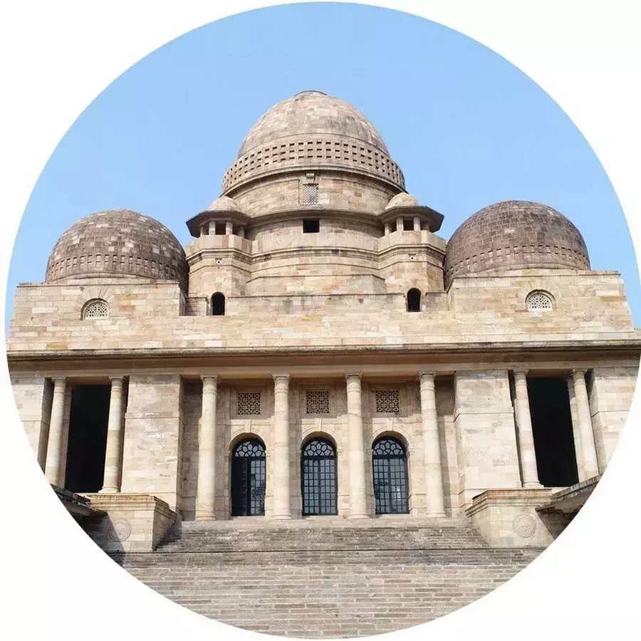 ट्विस्ट - छात्रावासों में घटिया भोजन का आरोप याचिका कर्ता पीछे हटा तो आगे बढ़ा हाईकोर्ट ट्विस्ट - छात्रावासों में घटिया भोजन का आरोप याचिका कर्ता पीछे हटा तो आगे बढ़ा हाईकोर्ट