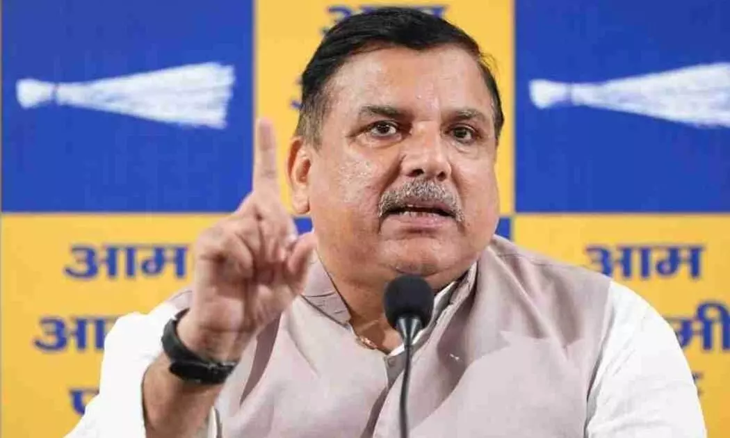 वंदे मातरम् विवाद पर संजय सिंह का BJP-RSS पर तीखा वार, बोले- देश के असली मुद्दों से ध्यान भटकाने की कोशिश वंदे मातरम् विवाद पर संजय सिंह का BJP-RSS पर तीखा वार, बोले- देश के असली मुद्दों से ध्यान भटकाने की कोशिश