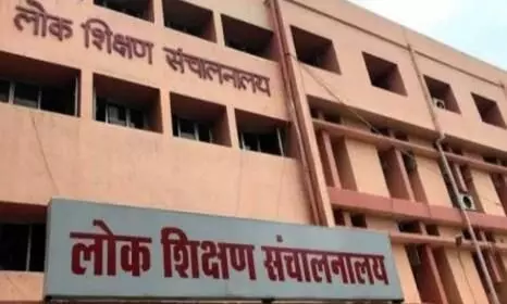 सरकारी दफ्तर में आयुक्त के बाउंसर, पुलिस से हटा भरोसा, सरकार की सुरक्षा व्यवस्था पर उठे सवाल सरकारी दफ्तर में आयुक्त के बाउंसर, पुलिस से हटा भरोसा, सरकार की सुरक्षा व्यवस्था पर उठे सवाल