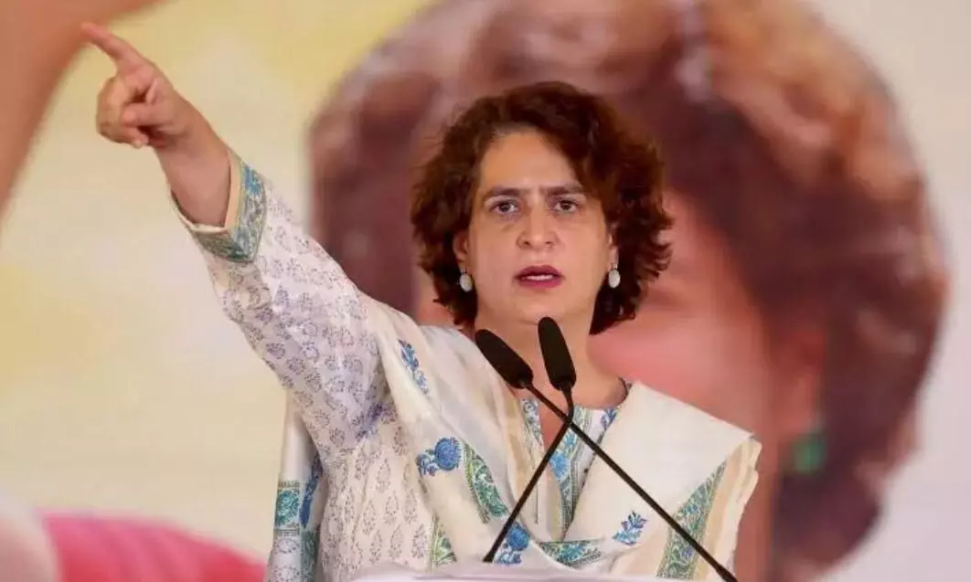 रोजगार के मुद्दे पर प्रियंका गांधी का केंद्र सरकार पर वार, बोलीं- युवाओं में बढ़ रही बेचैनी और निराशा रोजगार के मुद्दे पर प्रियंका गांधी का केंद्र सरकार पर वार, बोलीं- युवाओं में बढ़ रही बेचैनी और निराशा