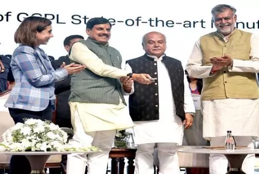 चम्बल औद्योगिक प्रगति से बना रहा है नई पहचान - मुख्यमंत्री डॉ. यादव चम्बल औद्योगिक प्रगति से बना रहा है नई पहचान - मुख्यमंत्री डॉ. यादव