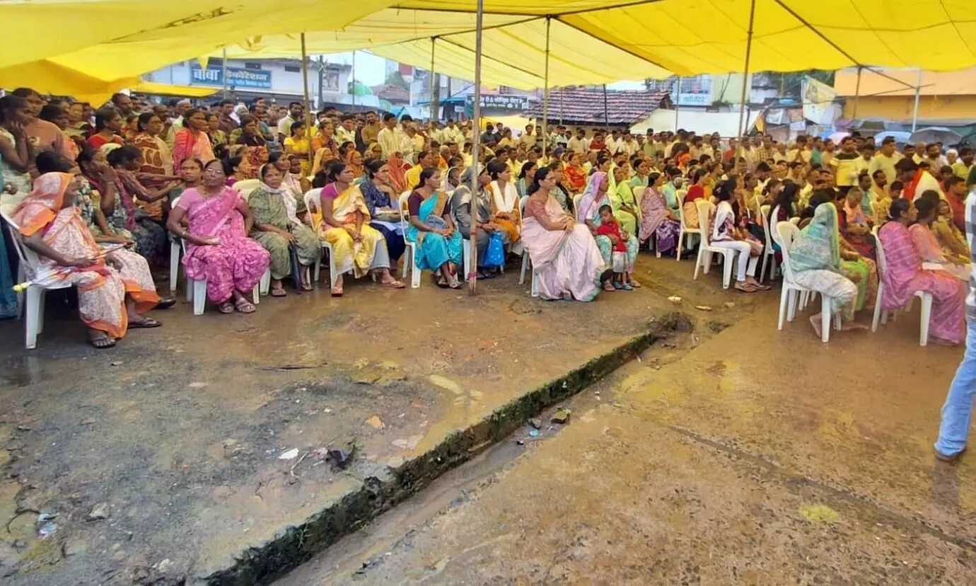 408 ग्रामीणों के हस्ताक्षर से गरमाई ग्रामसभा, महिलाओं ने जमकर उठाए सवाल 408 ग्रामीणों के हस्ताक्षर से गरमाई ग्रामसभा, महिलाओं ने जमकर उठाए सवाल