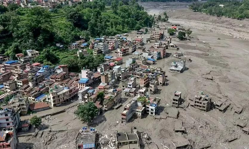 चीन में फंसे 400 भारतीय सुरक्षित, 320 अभी भी लापता, नेपाल जलप्रलय के बीच विदेश मंत्रालय ने दिया बड़ा अपडेट