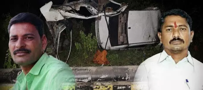 पुल के सीमेंट बैरियर से टकराई तेज रफ्तार कार, दो दोस्तों की मौत; एक गंभीर