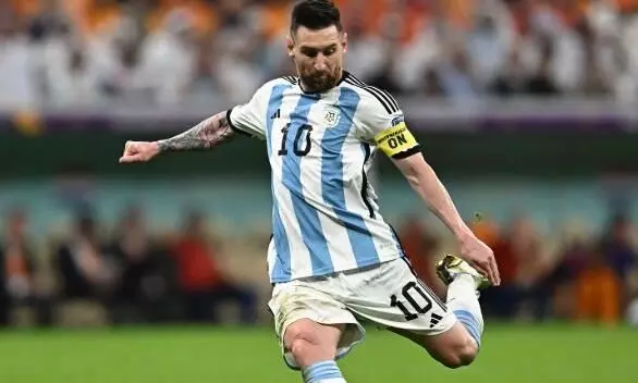 लियोनल मेसी ने इंटनेशनल फुटबॉल को कहा अलविदा, सोशल मीडिया पर किया ऐलान