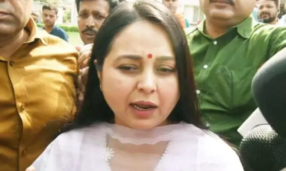 जहरीली शराब को लेकर रोहिणी आचार्य ने भाजपा सरकार पर साधा निशाना, कहा निर्माण और आपूर्ति धड़ल्ले से चल रही