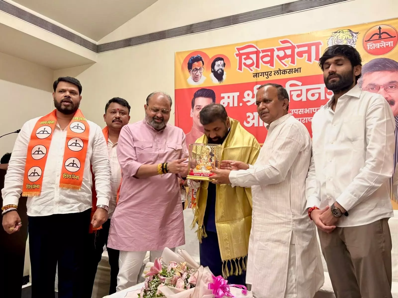 विदर्भ में शिवसेना को मजबूत करने का प्रयास करेंगे, हर जिले और तहसील में संगठन पहुंचाने का लक्ष्य विदर्भ में शिवसेना को मजबूत करने का प्रयास करेंगे, हर जिले और तहसील में संगठन पहुंचाने का लक्ष्य